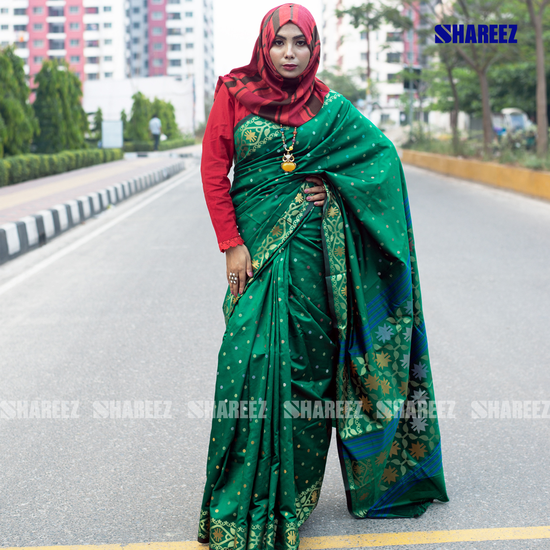 Silk saree with outlet hijab